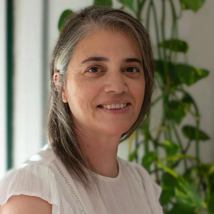 Laura Barros