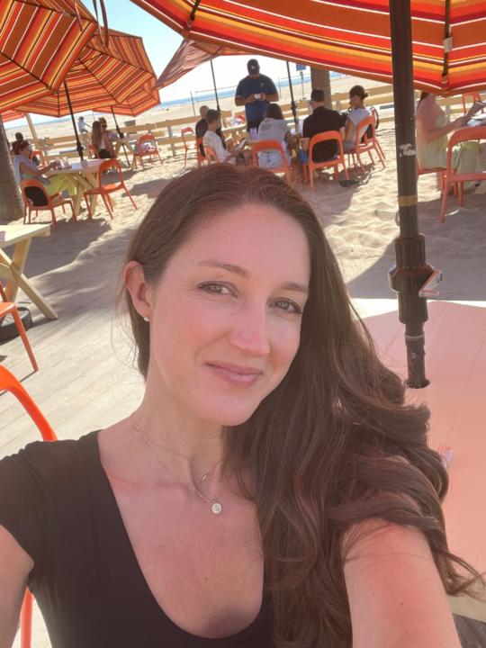 Laura Davis