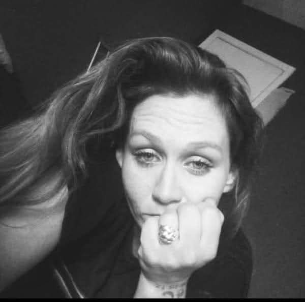 Amanda Comans