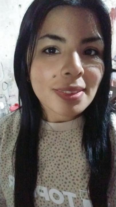 Victoria Flores