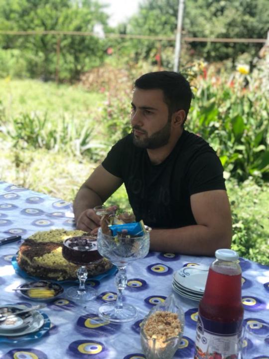 Nazar Azari