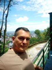 Yon Ruiz
