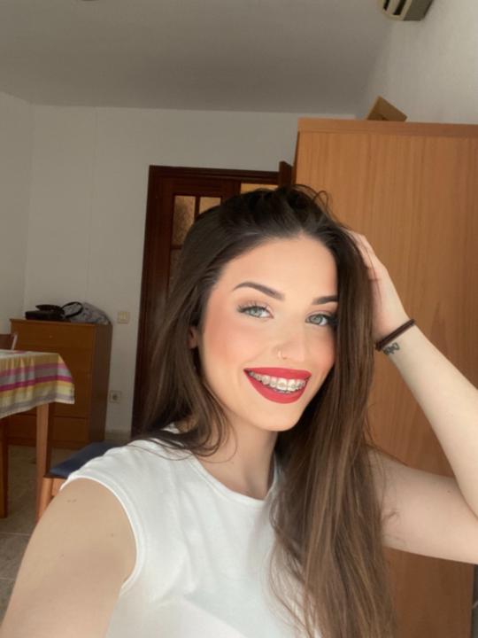Alba Manzano