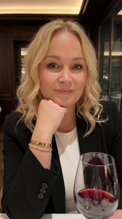 Elin V