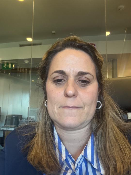 Maria Helena André