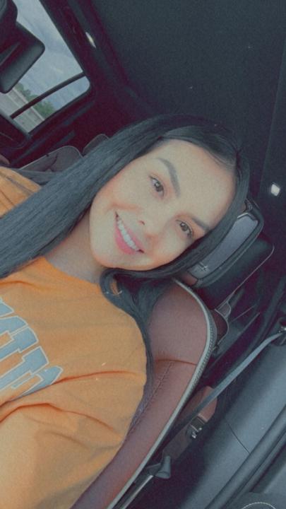 Bianca Flores