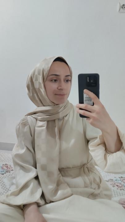 Emine Zaman