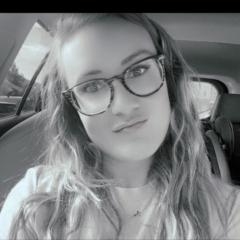 Chelsey Wines