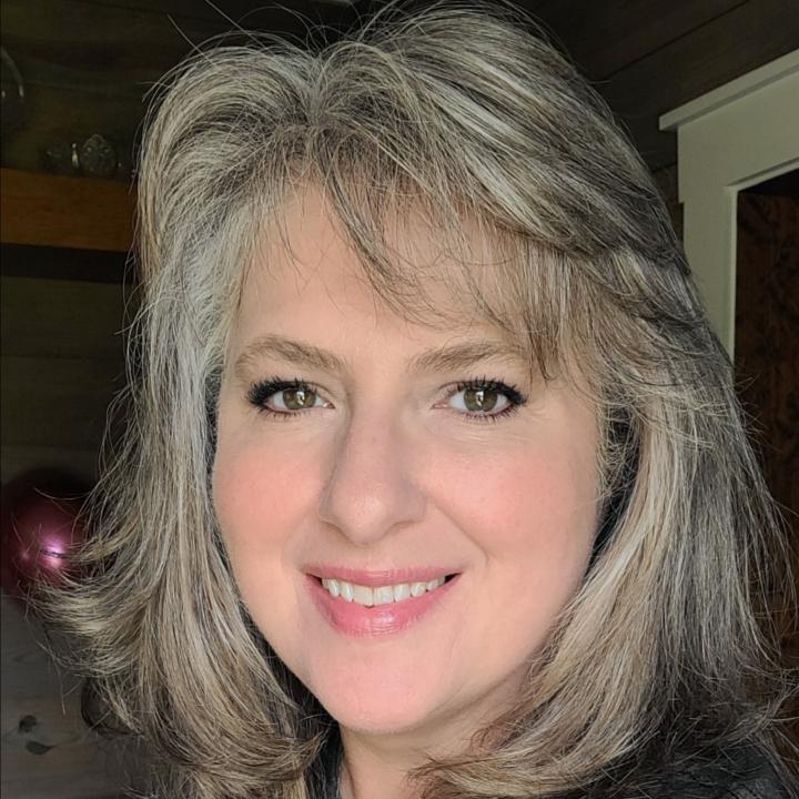 Leann Sanders