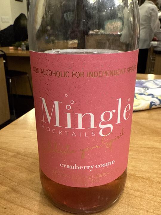 I found a decent mocktail that doesn’t taste terrible. 