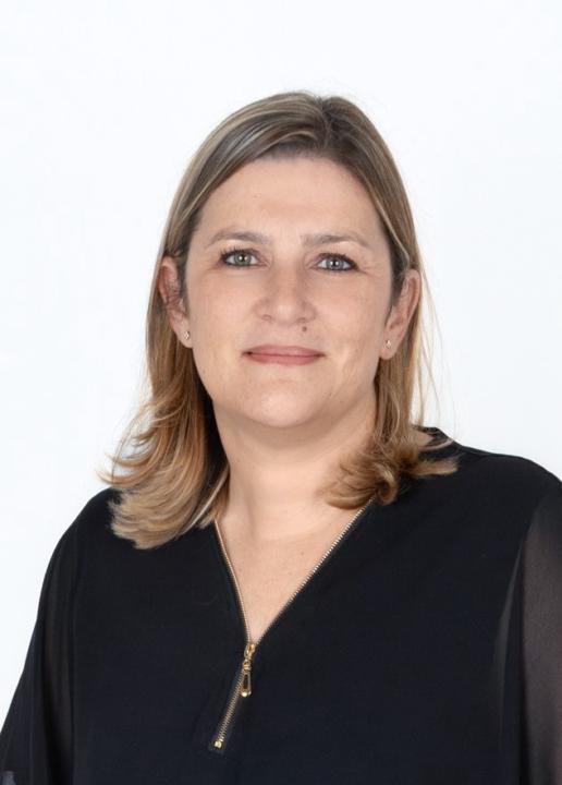 Geraldine Lang