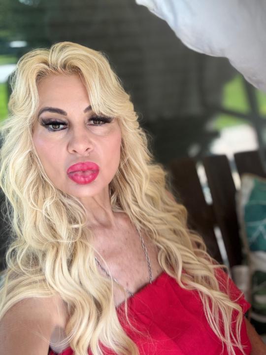 Rochelle Caterisano