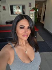 Samantha Mina