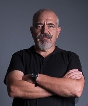 Deiner Farias
