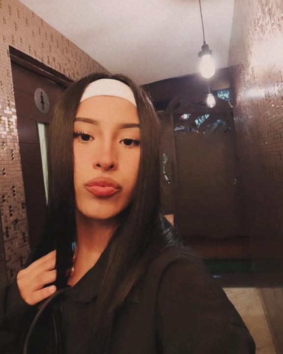 Lucy Linez