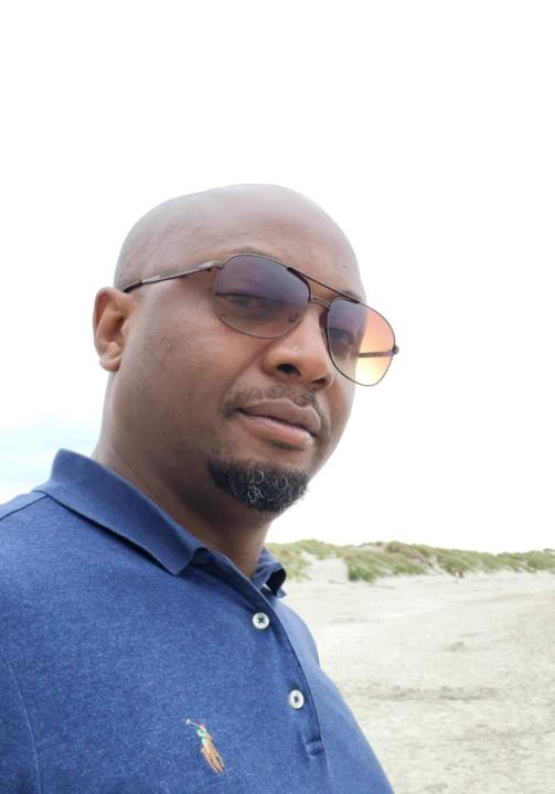 Jay Olakunle