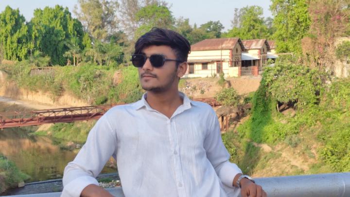 Aadil khan Pathan