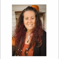 Lori James