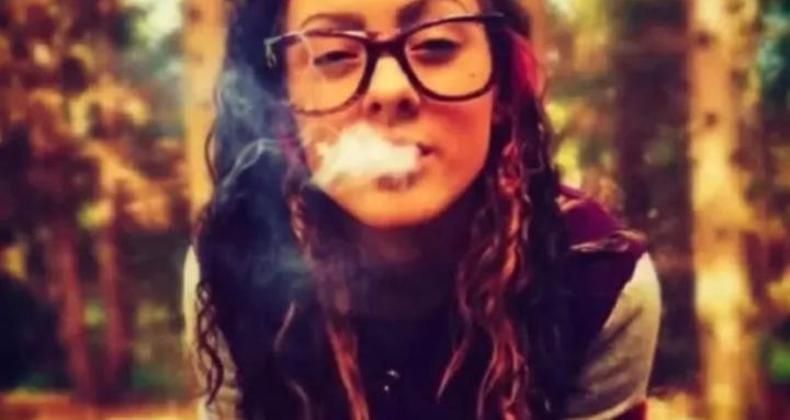 Pheenyxx Readz Shadow