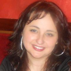 Claudia Flores