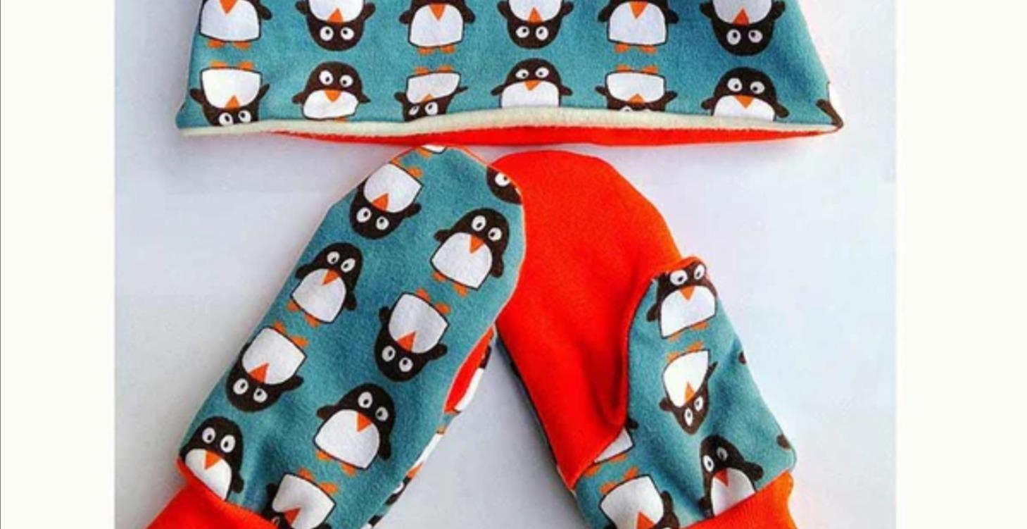 Astronaut Mittens & Neck Warmer Pattern