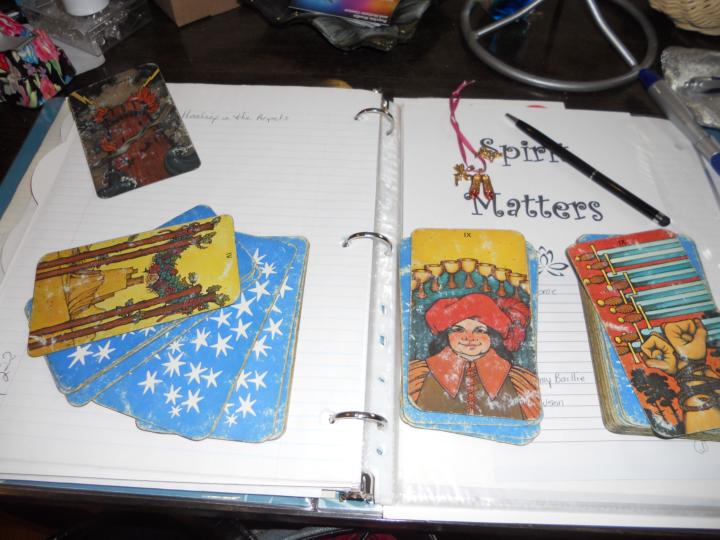 A Paranormal Tarot Spread