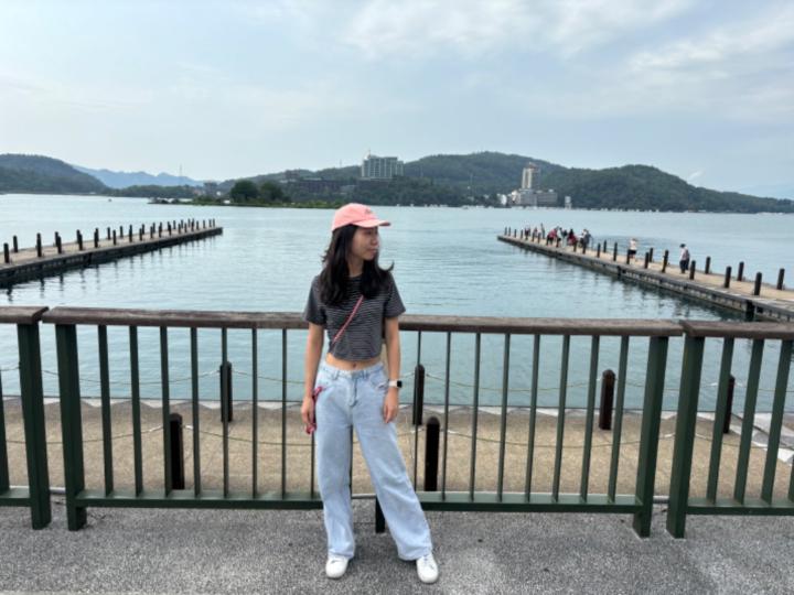 楚珺 Li