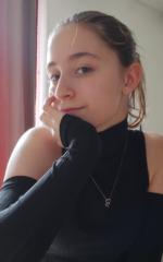 Sarah R