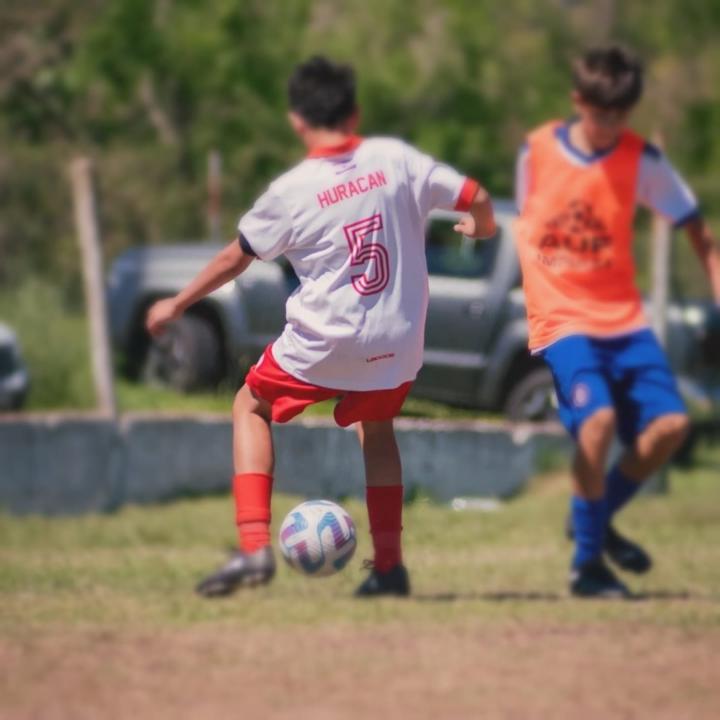 Kevin Peñaloza bica