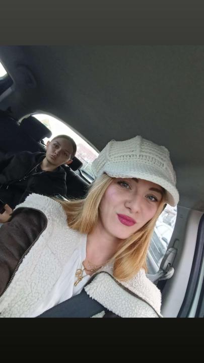 Petra Sirmerova kavan