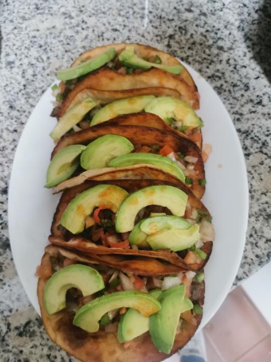 Plato real, cena.
