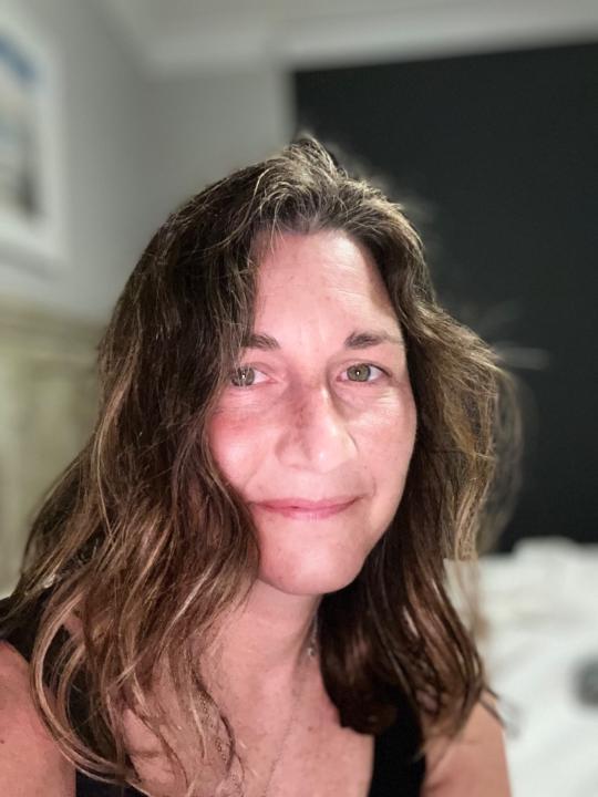 Leslie Singletary