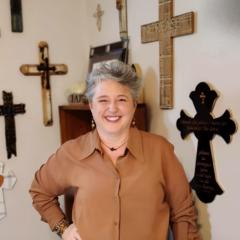 Lesa Dale