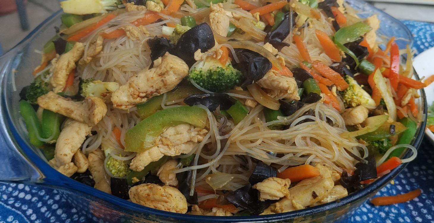 Singapore Chicken Noodles