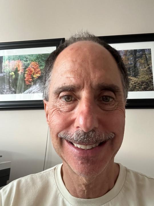 Howard Tavroges