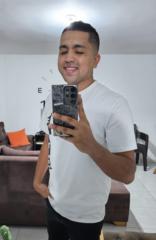 Efrain Choles