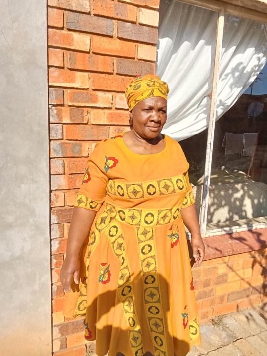 Nomathamsanqa Mlangeni