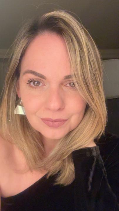 Vanessa Rodríguez adía