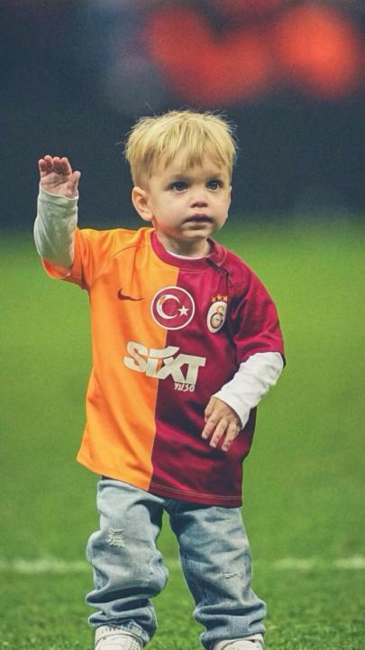 Emine D