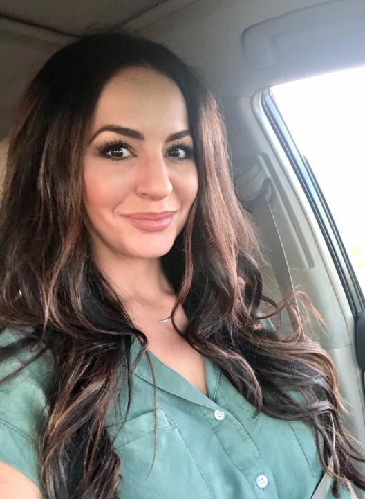 Amanda Miles