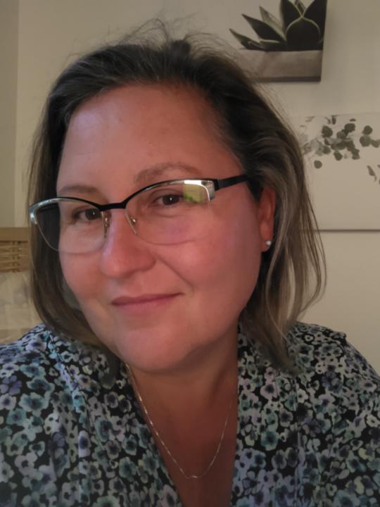 Julie Dion