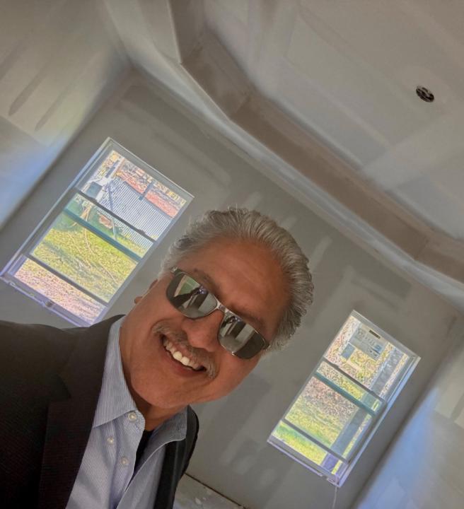 Tony Zapata