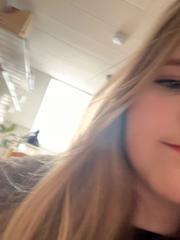 Belle F