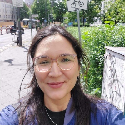 Özgecan Kesici-Ayoubi