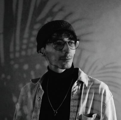 Kamil M