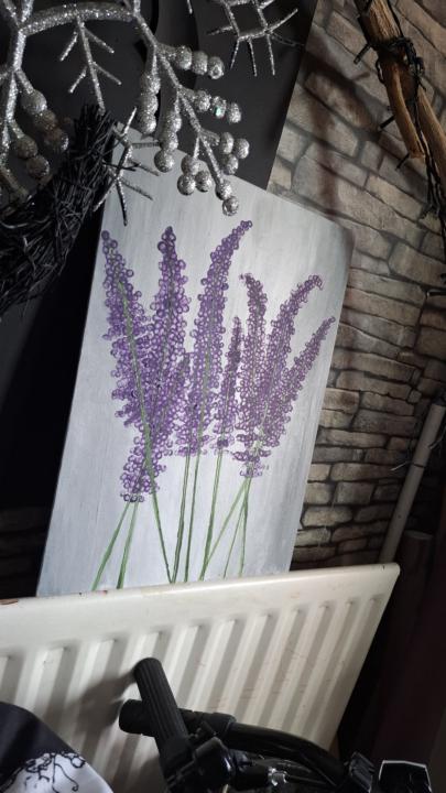 Painting something...