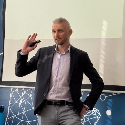 Цветелин Янев