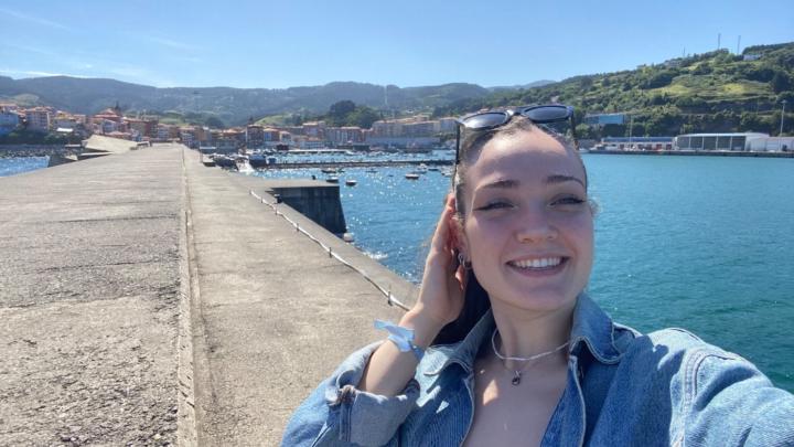 Elena Petronila