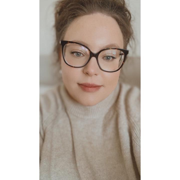Stella Adams
