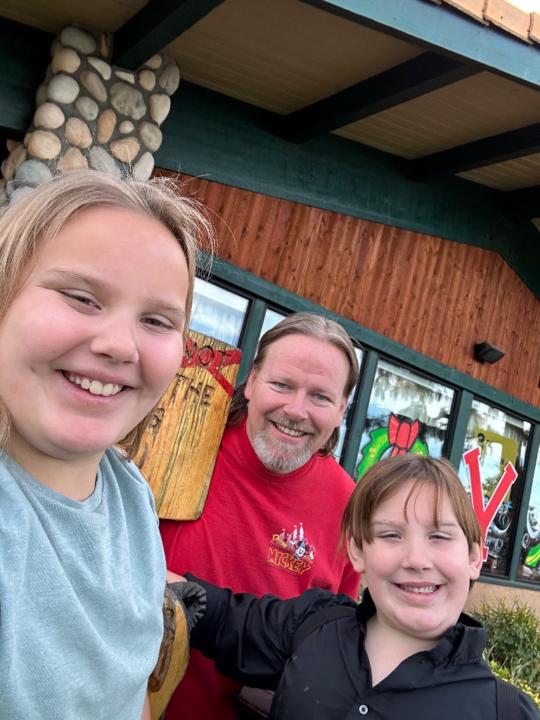 Curtis Arias-Carpenter